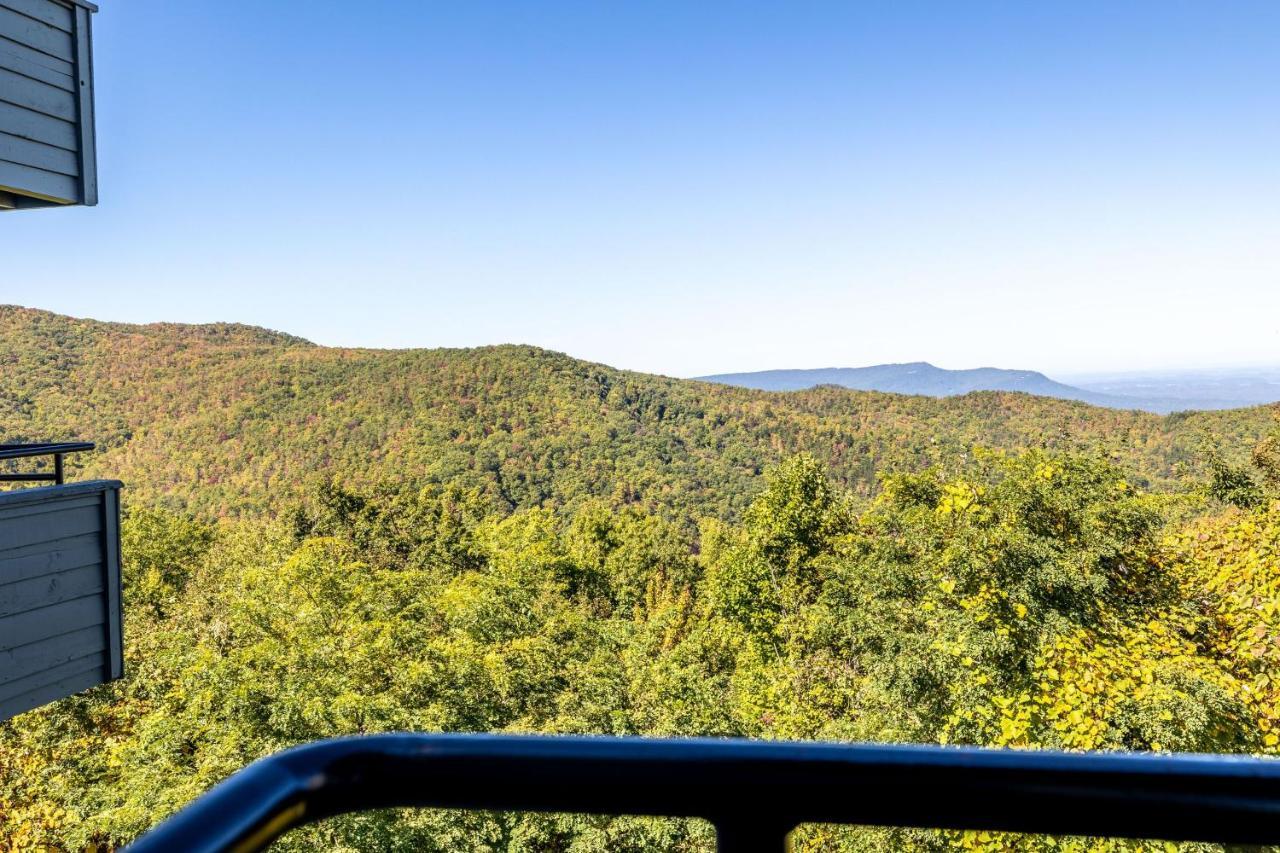 Wow Views!!-Mountain Escape-Outdoor Pool-Close To Downtown-Wifi-Cable-Private Balcony Гатлинбург Экстерьер фото